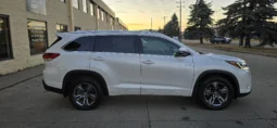 
										2019 Toyota Highlander Hybrid Limited AWD – 7 Passenger SUV full									