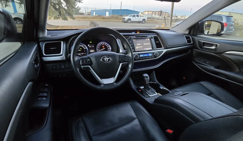 
								2019 Toyota Highlander Hybrid Limited AWD – 7 Passenger SUV full									