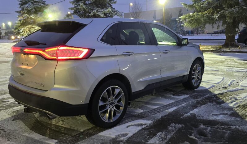 
								2015 Ford Edge Titanium AWD • 3.5L V6 • Panoramic Roof • No Accidents full									