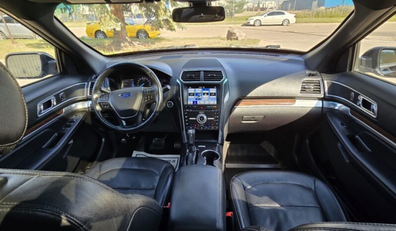 
								2017 Ford Explorer Limited 4WD 3.5L V6 7-Passenger SUV full									