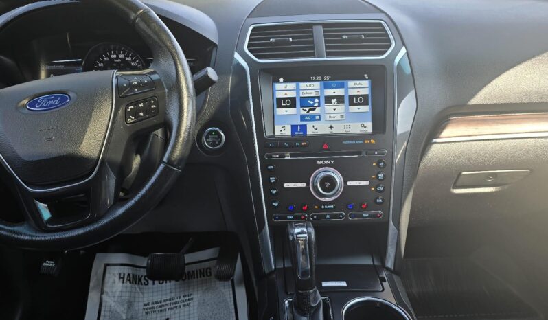 
								2017 Ford Explorer Limited 4WD 3.5L V6 7-Passenger SUV full									