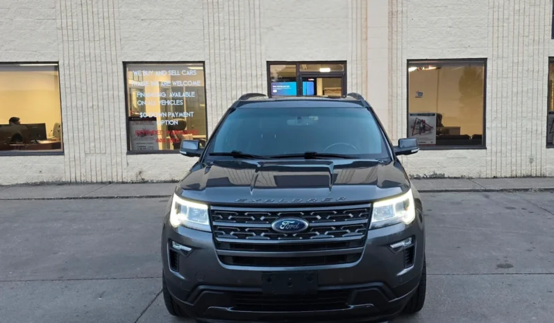 
								2018 Ford Explorer XLT 4WD V6 Leather 6-Passenger full									