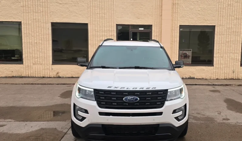 
								2017 Ford Explorer Sport 4WD • 3.5L Twin-Turbo • 6-Passenger SUV full									