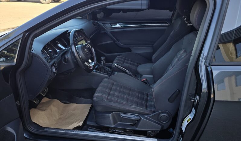 
								2016 Volkswagen Golf GTI • 2.0T • 6-Speed Manual • 2-Door Hatchback full									