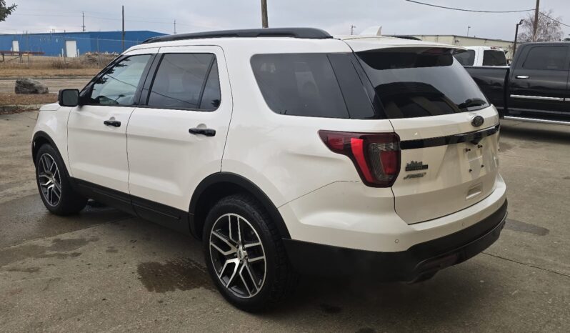 
								2017 Ford Explorer Sport 4WD • 3.5L Twin-Turbo • 6-Passenger SUV full									