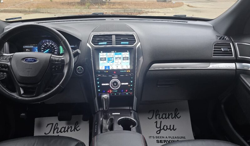 
								2017 Ford Explorer Sport 4WD • 3.5L Twin-Turbo • 6-Passenger SUV full									