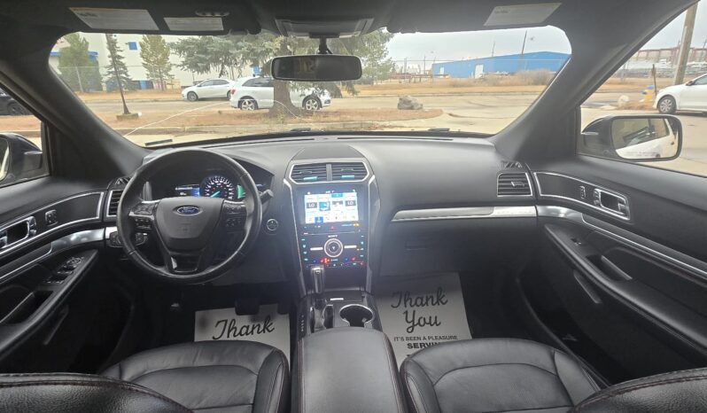 
								2017 Ford Explorer Sport 4WD • 3.5L Twin-Turbo • 6-Passenger SUV full									