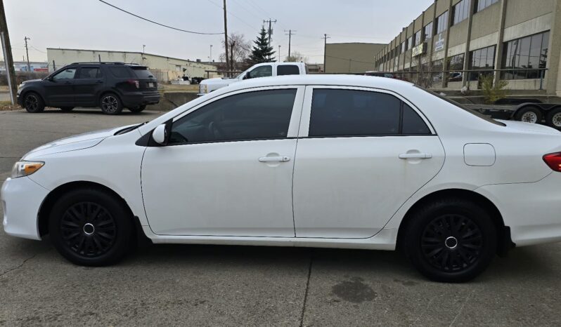 
								2012 Toyota Corolla CE • 1.8L • Automatic • Reliable Sedan full									