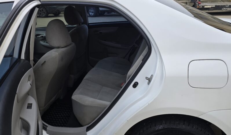 
								2012 Toyota Corolla CE • 1.8L • Automatic • Reliable Sedan full									