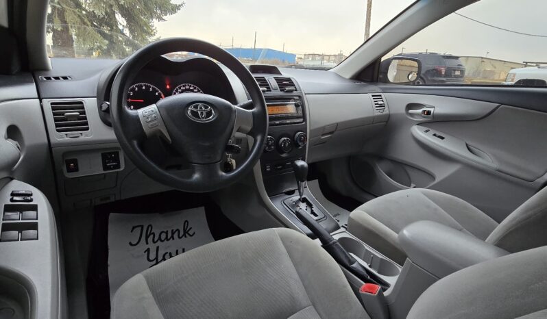 
								2012 Toyota Corolla CE • 1.8L • Automatic • Reliable Sedan full									