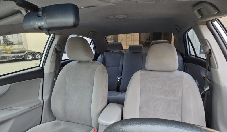 
								2012 Toyota Corolla CE • 1.8L • Automatic • Reliable Sedan full									