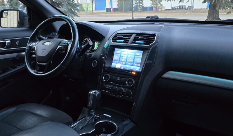 
								2018 Ford Explorer XLT 4WD V6 Leather 6-Passenger full									