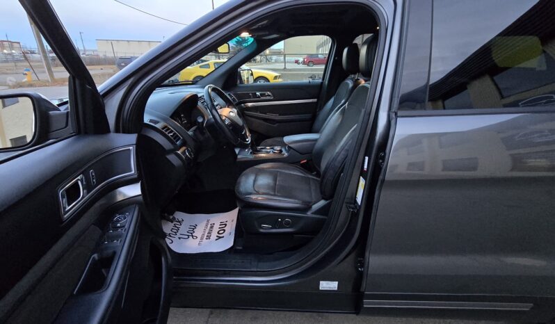 
								2018 Ford Explorer XLT 4WD V6 Leather 6-Passenger full									