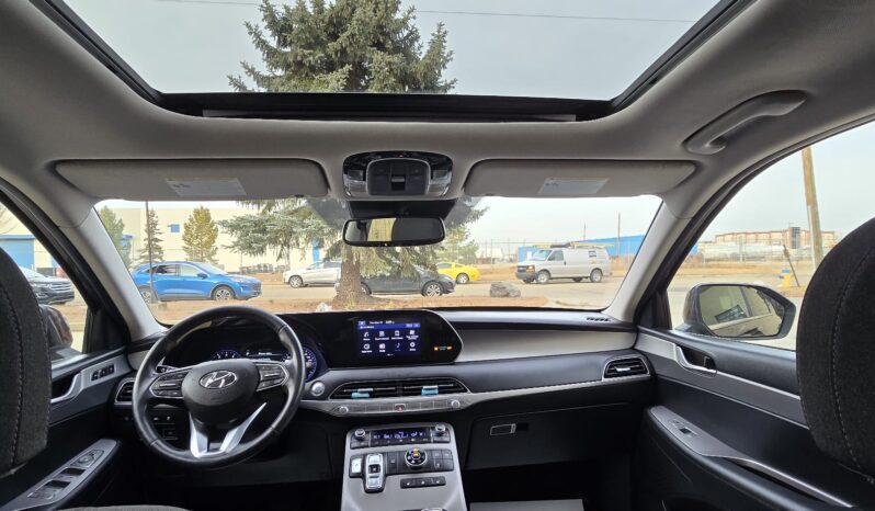 
								2021 Hyundai Palisade Preferred AWD • 8-Seater • V6 SUV full									