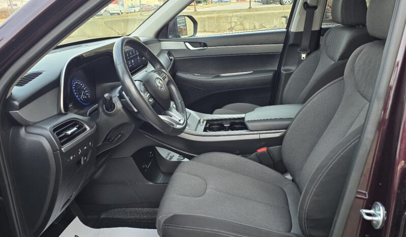 
								2021 Hyundai Palisade Preferred AWD • 8-Seater • V6 SUV full									