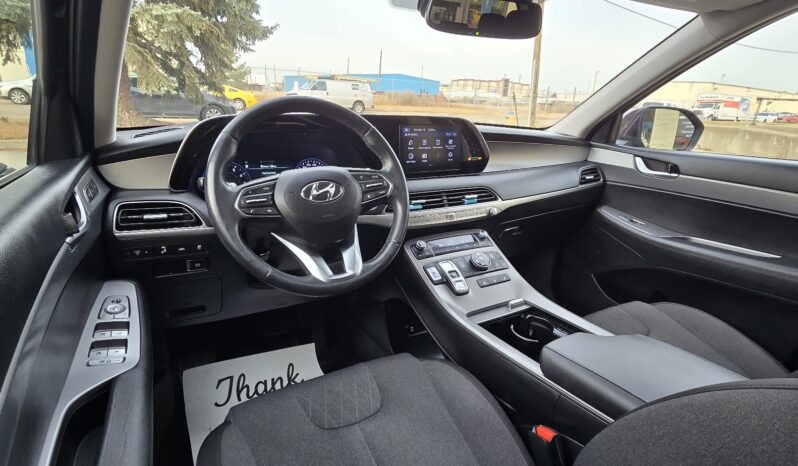 
								2021 Hyundai Palisade Preferred AWD • 8-Seater • V6 SUV full									