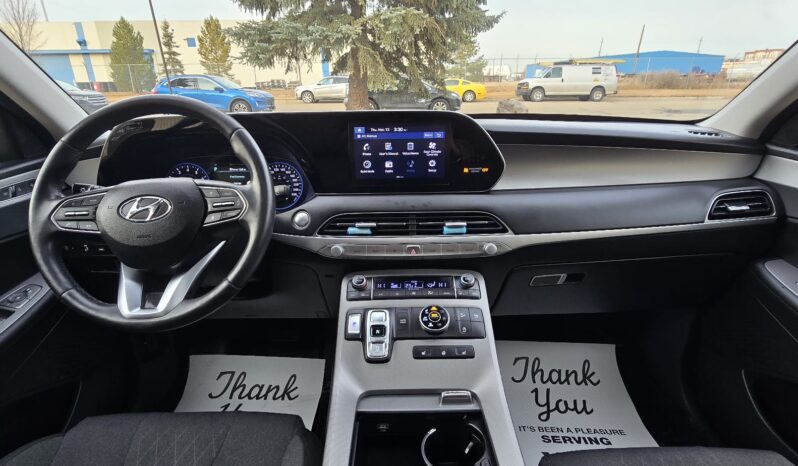 
								2021 Hyundai Palisade Preferred AWD • 8-Seater • V6 SUV full									